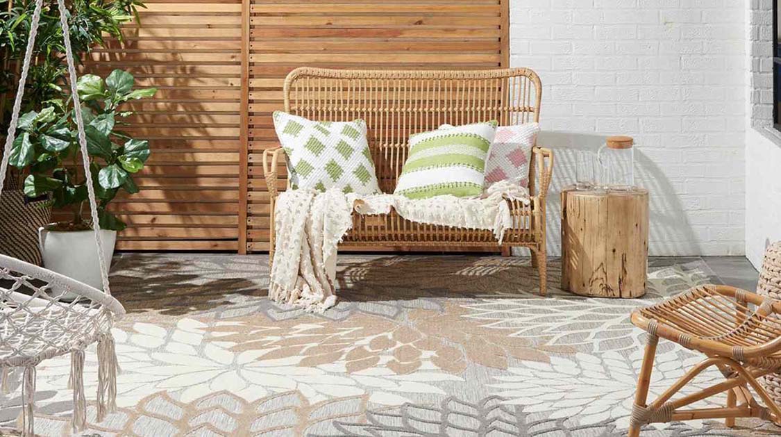 Revamp Your Outdoor Space with Stylish Rugs