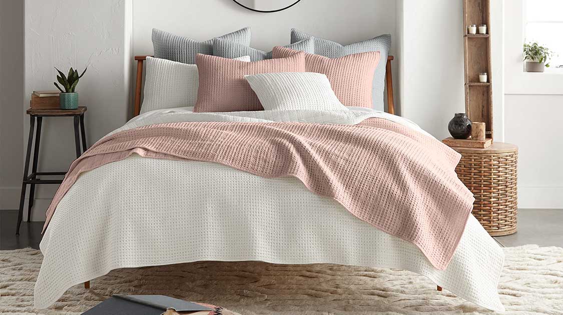 Add Warmth and Elegance to Your Home: A Comfortable and Refined Review of the Mills Waffle Quilt Set