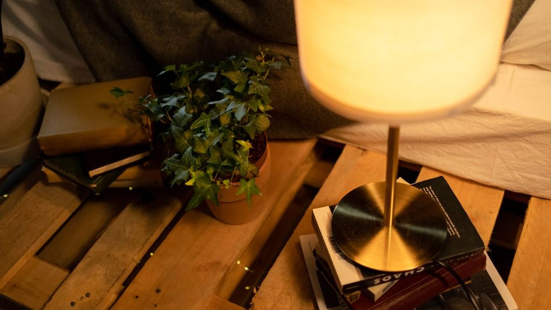 bedroom reading nook pendant light soft glow windo